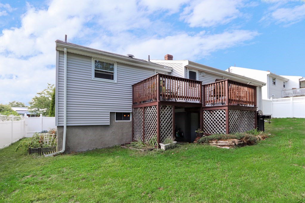 69 Jensen Road, Unit 69 Watertown, MA 02472 - Photo 13 of 26