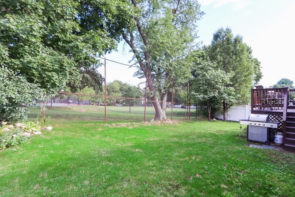 69 Jensen Road, Unit 69 Watertown, MA 02472 - Photo 14 of 26