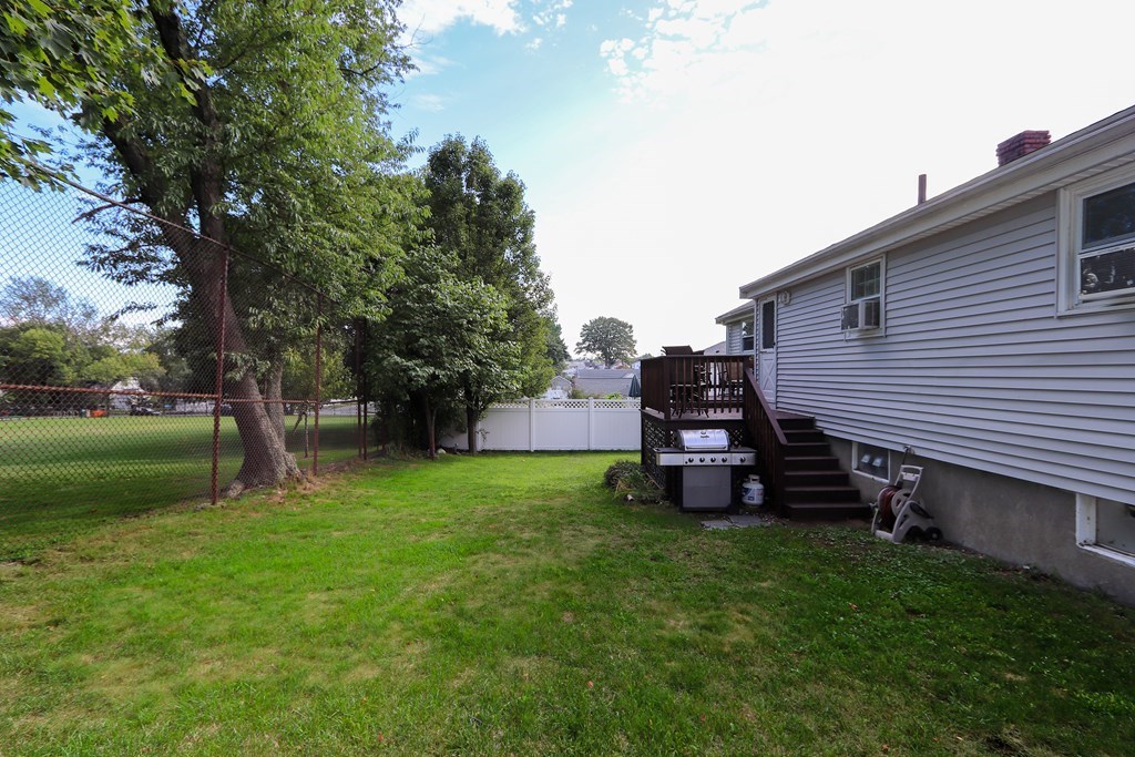 69 Jensen Road, Unit 69 Watertown, MA 02472 - Photo 16 of 26