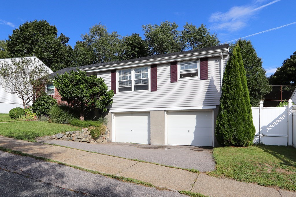 69 Jensen Road, Unit 69 Watertown, MA 02472 - Photo 5 of 26