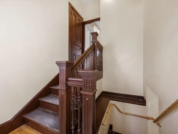 $2,475 | 52 Underwood Street, Unit SUITE B, Fall River, MA 02720