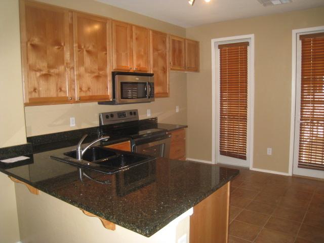 2626 South Key Biscayne Drive Gilbert, AZ 85295 - Photo 4 of 12 Kitchen