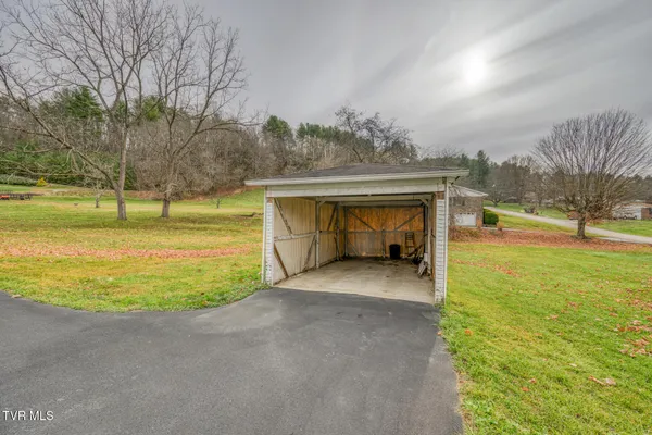 $224,000 | 920 North Church Street, Mountain City, TN 37683