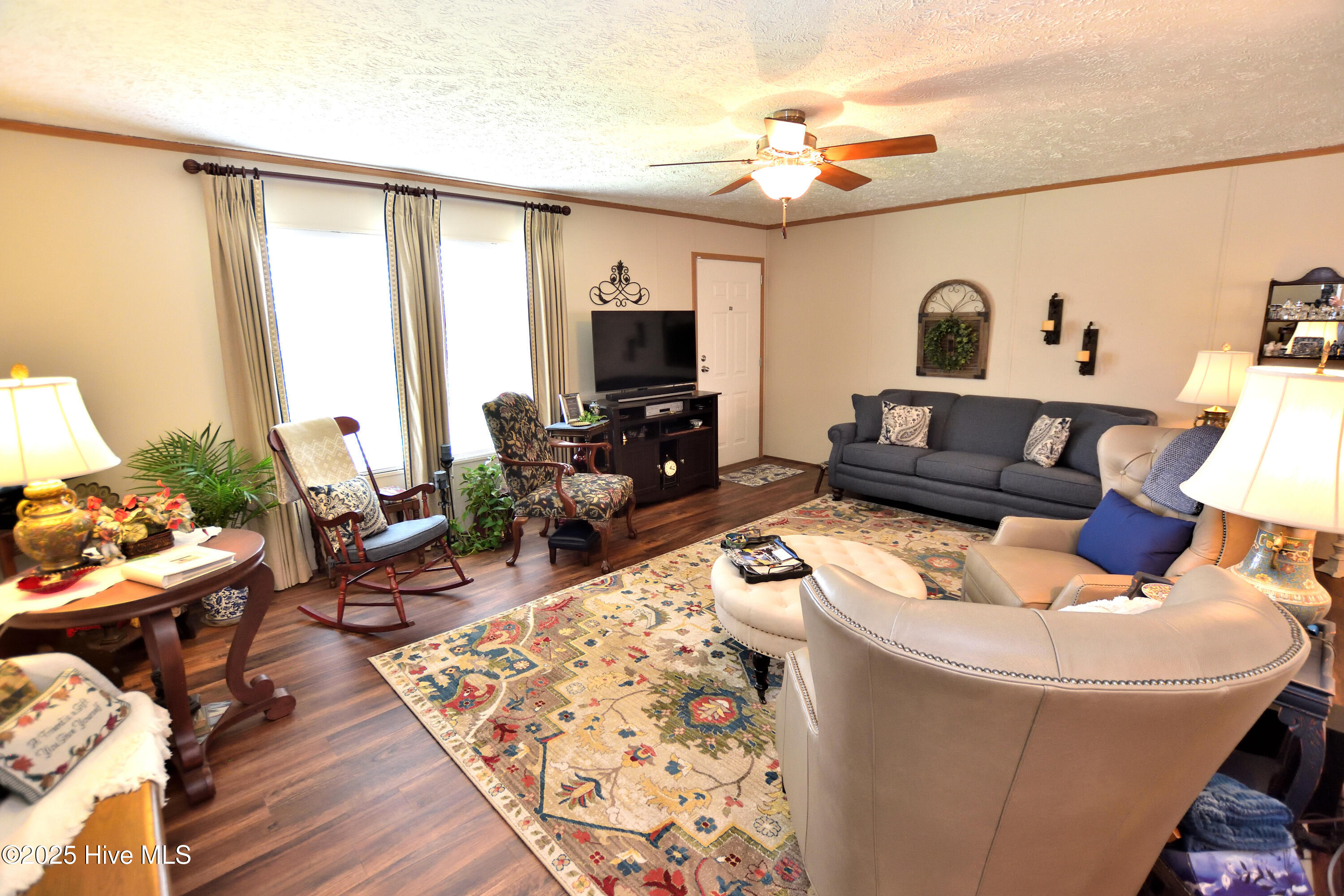 1424 Wood Duck Road Elm City, NC 27822 - Photo 18 of 38 Living room