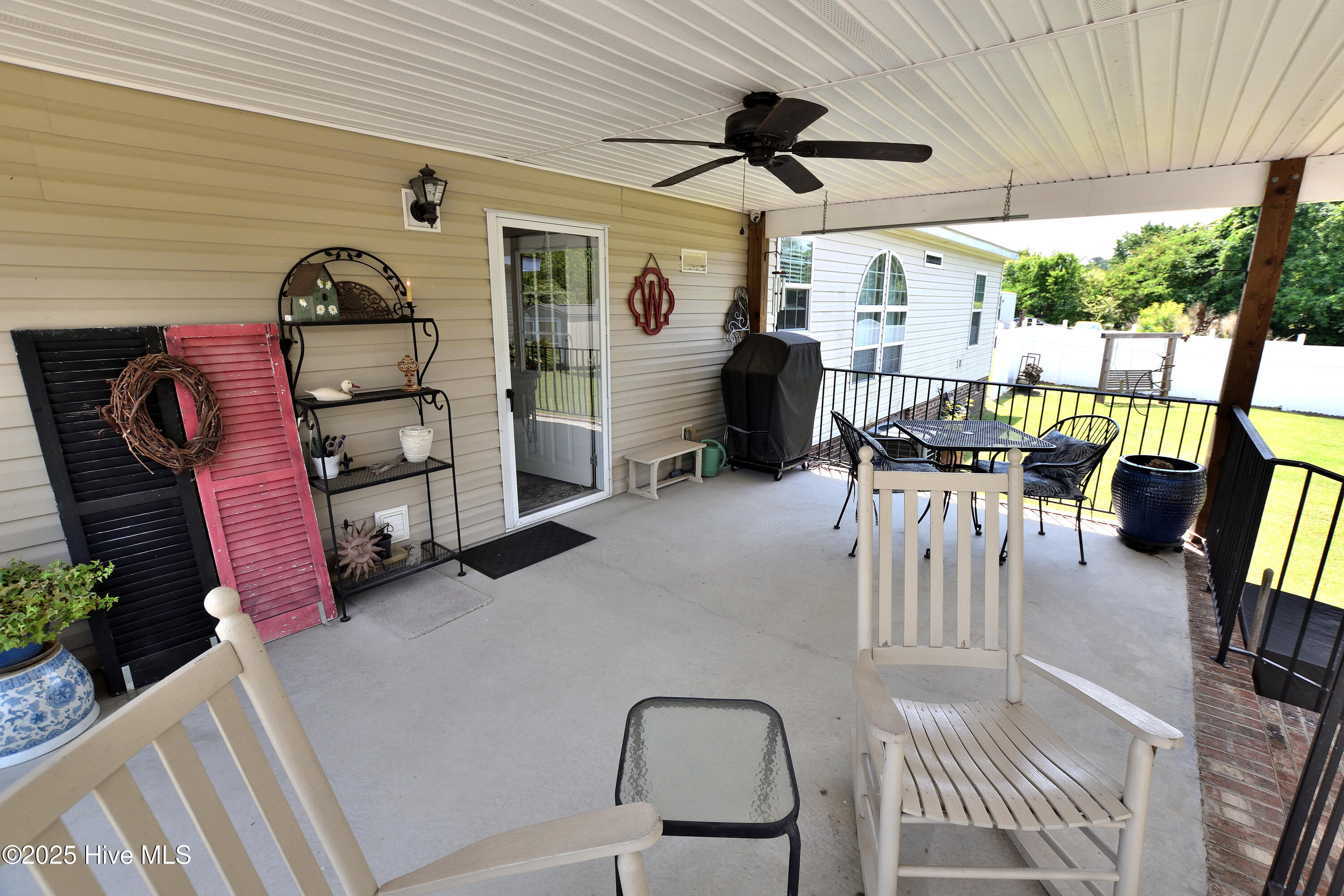 1424 Wood Duck Road Elm City, NC 27822 - Photo 28 of 38 Spacious back porch