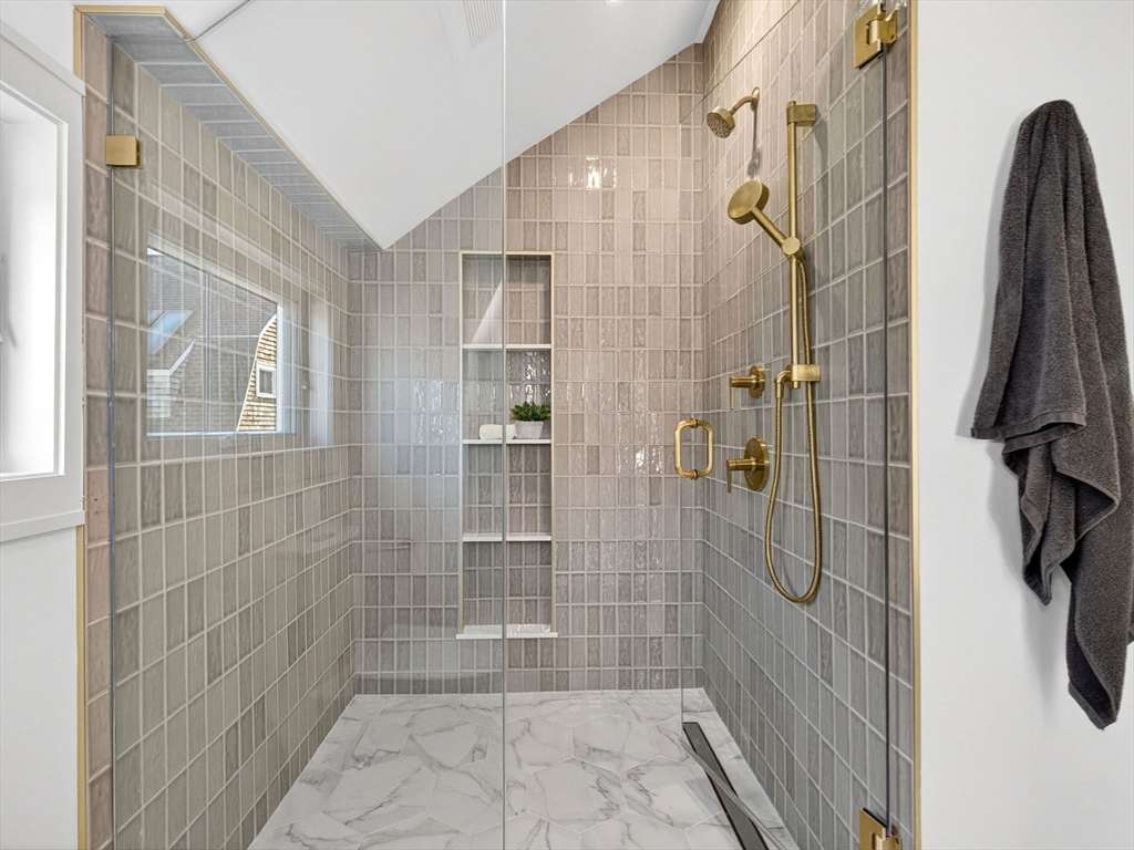 202 Powder House Boulevard, Unit 2 Somerville, MA 02144 - Photo 17 of 30