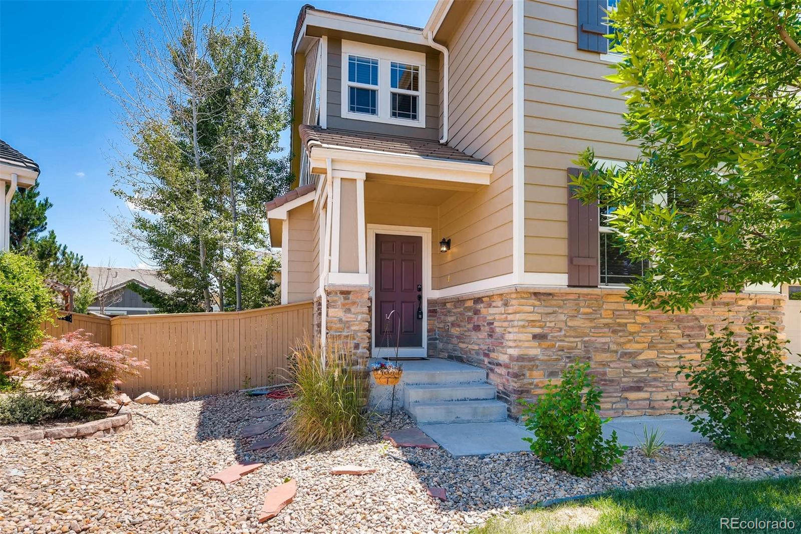 10982 Ashurst Lane Highlands Ranch, CO 80130 - Photo 3 of 32 Gallery Image 3