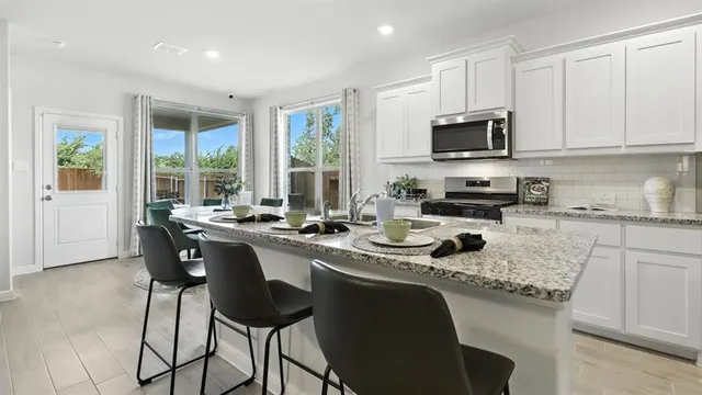 $320,990 | 313 Potato Street, Keene, TX 76059