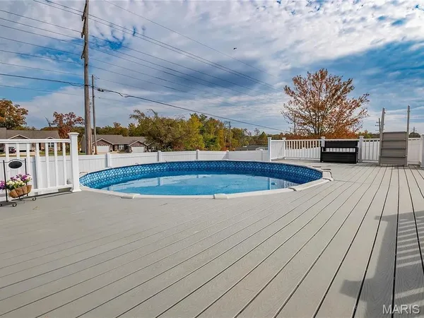 $365,900 | 2 Trail Blaze Circle, Festus, MO 63028