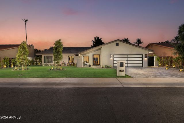 $1,950,000 | 7504 East Woodsage Lane, Scottsdale, AZ 85258