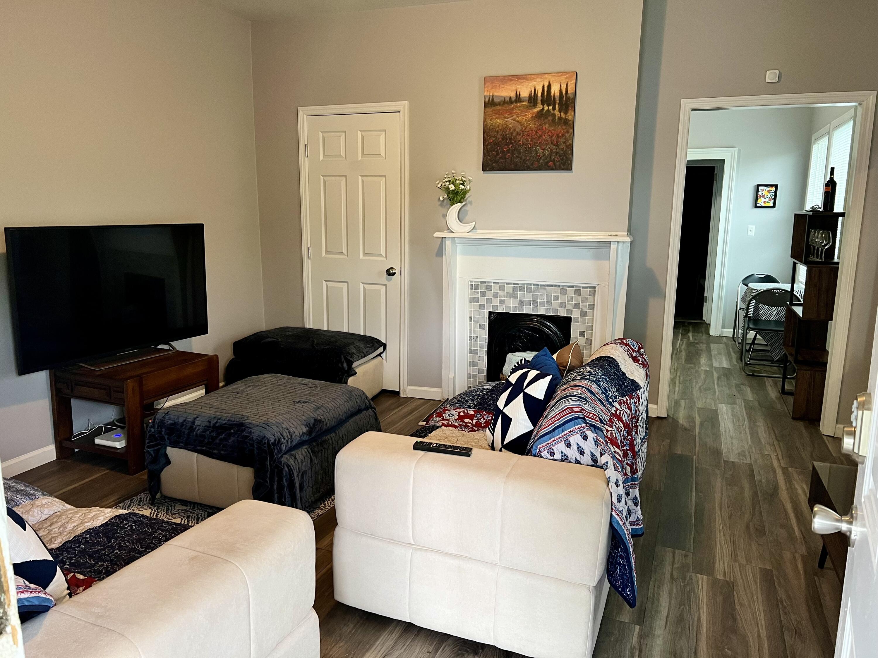 101 1st Street Augusta, GA 30901 - Photo 8 of 13 101 living