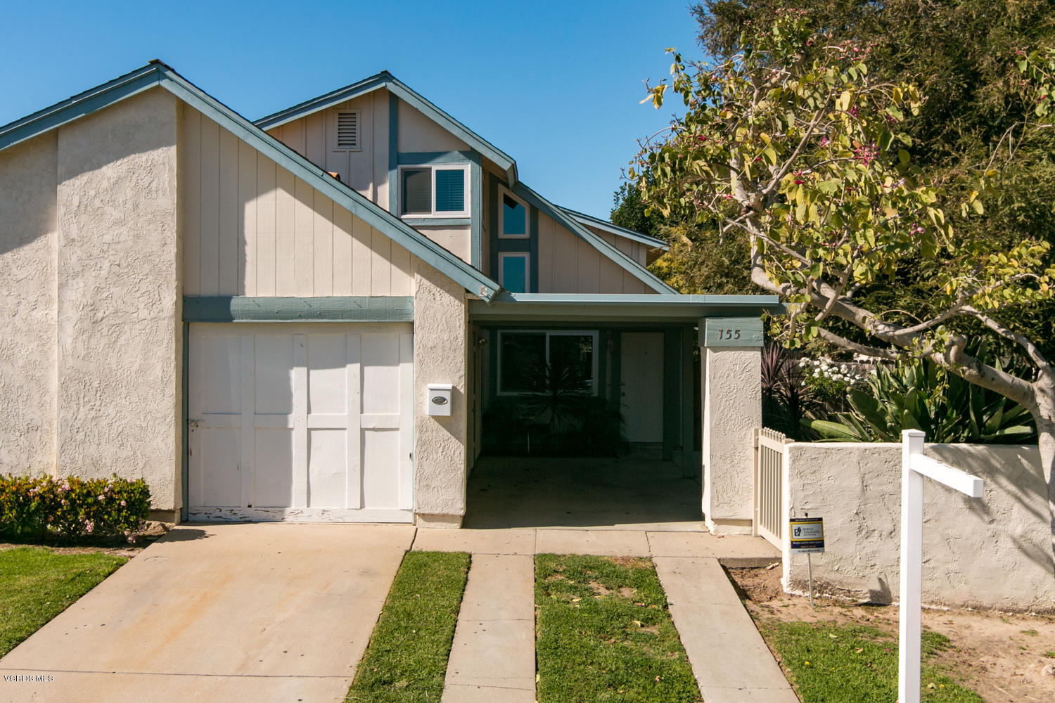 155 Ripley Street Camarillo, CA 93010 - Photo 2 of 22 155 Ripley St-MLS_Size-002-1-Front Exter