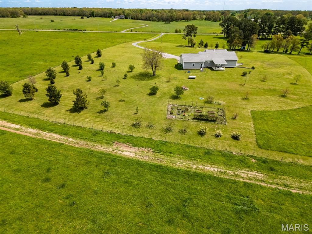 13033 Shafer Road Licking, MO 65542 - Photo 46 of 51
