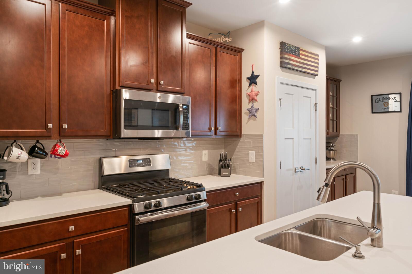 2139 Hemlock Bay Road Dumfries, VA 22026 - Photo 15 of 50 Gallery Image 15