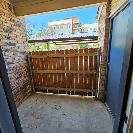 $995 | 5325 Bent Tree Forest Drive, Unit 1108, Dallas, TX 75248