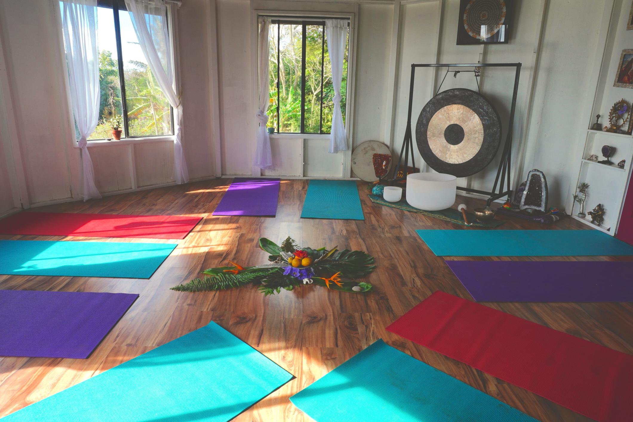 94-2132 South Point Road Naalehu, HI 96772 - Photo 6 of 13 a room with pool and window