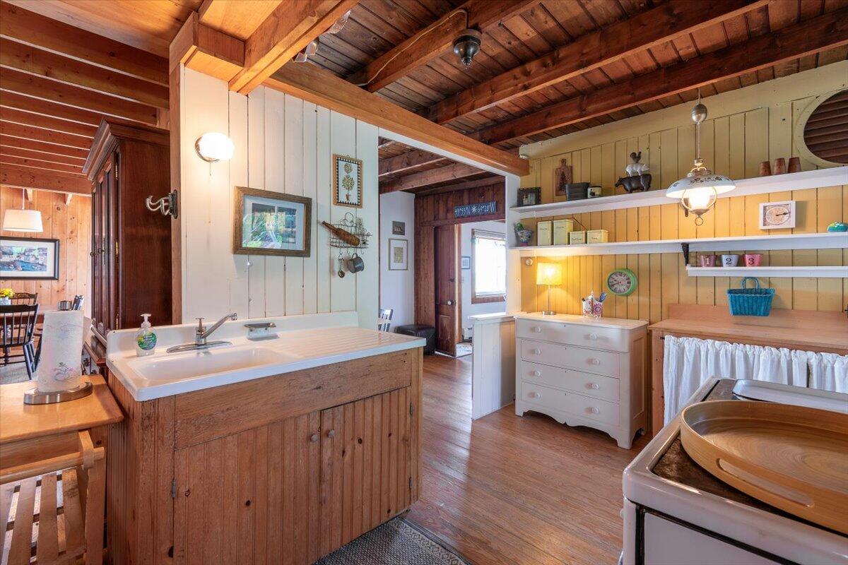 111 Long Cove Point Road Bristol, ME 04564 - Photo 17 of 34 103