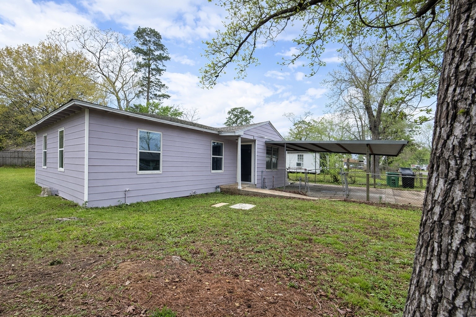 10341 Caxton Street Houston, TX 77016 - Photo 2 of 17 Front exterior view showing spacious yard.