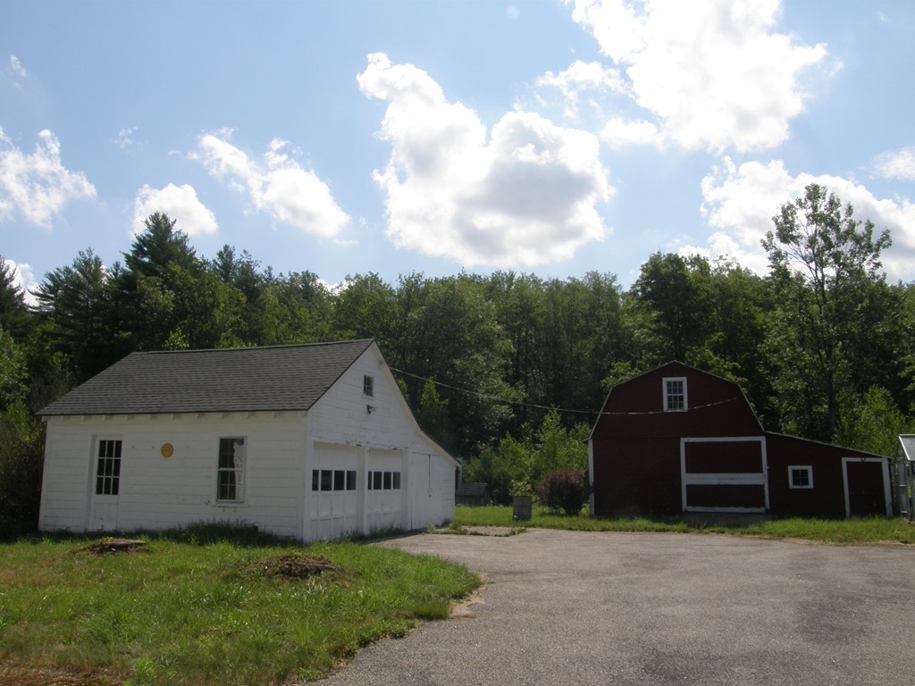 4226 South Athol Road Athol, MA 01331 - Photo 4 of 21 Gallery Image 4