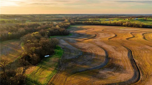 $599,500 | 0 Williams Road, Dearborn, MO 64439