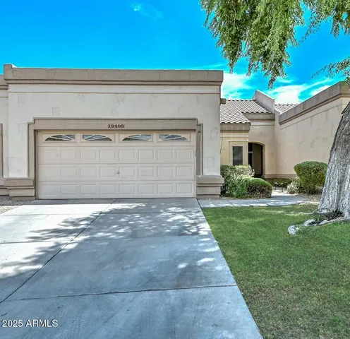 $342,800 | 19405 North 83rd Drive, Peoria, AZ 85382
