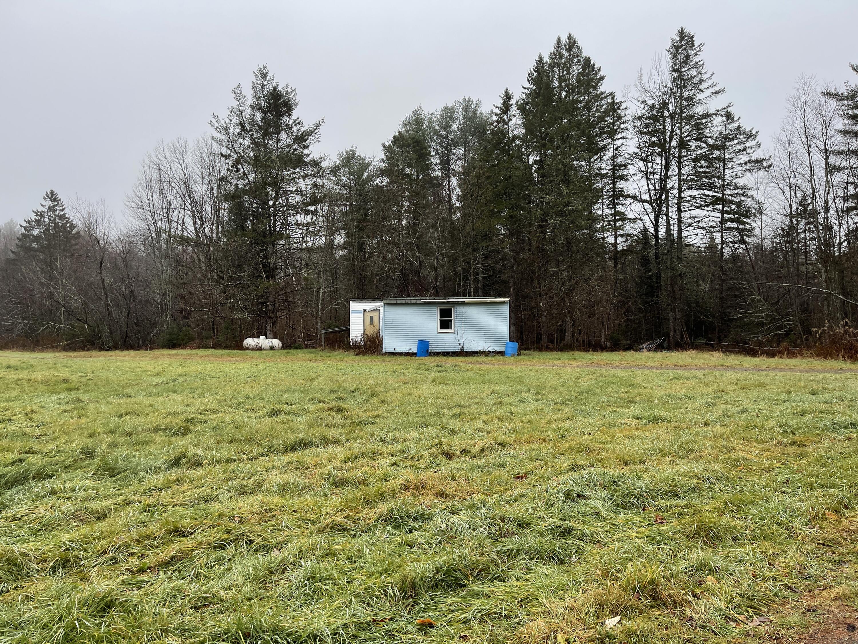 320 Eaton Road Dexter, ME 04930 - Photo 3 of 17 IMG_8283