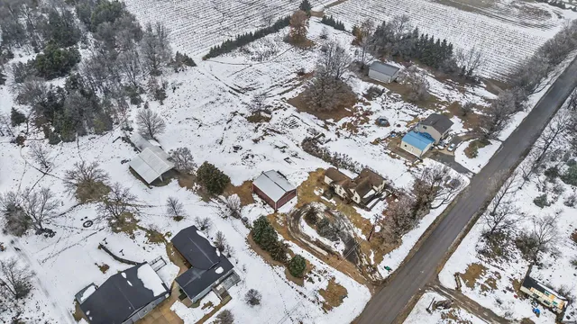 $340,000 | 7353 South 88th Avenue, Rothbury, MI 49452