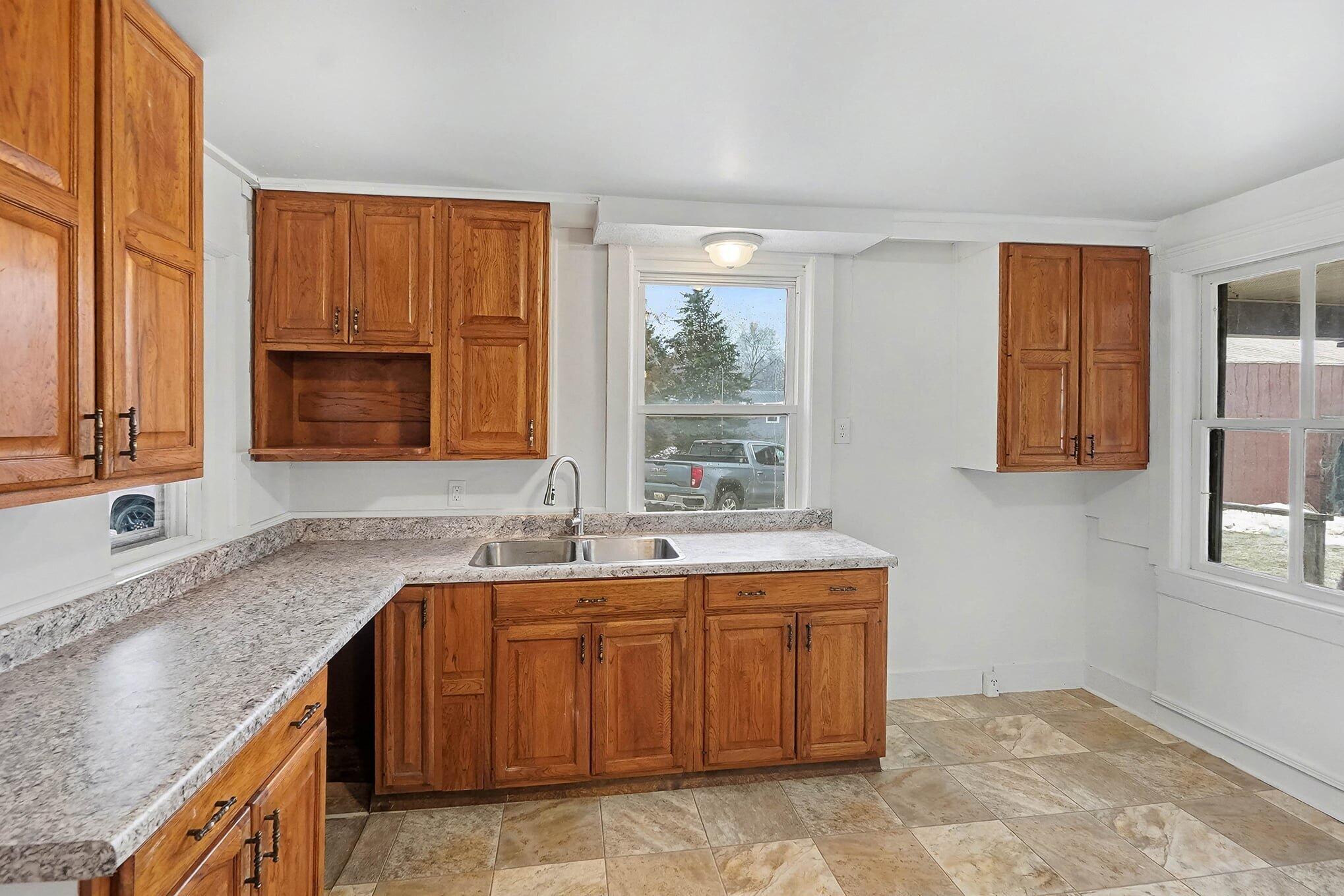 7353 South 88th Avenue Rothbury, MI 49452 - Photo 8 of 37 008_dsc05908_508