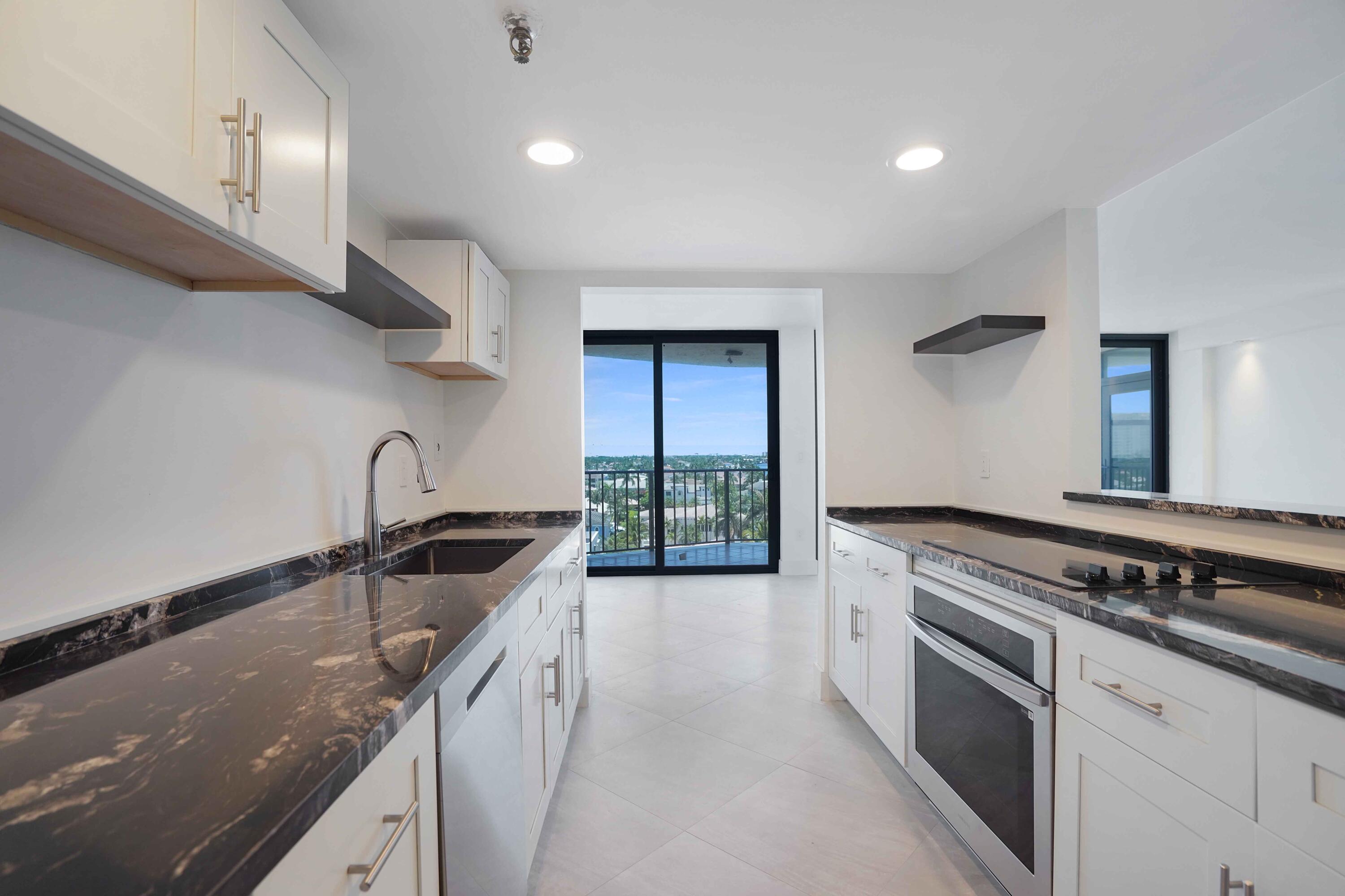899 Jeffery Street, Unit 804 Boca Raton, FL 33487 - Photo 10 of 38 899 Jeffery Street 804, Boca Raton,