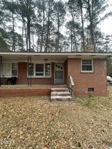 $950 | 429 Rose Lane, Raleigh, NC 27610