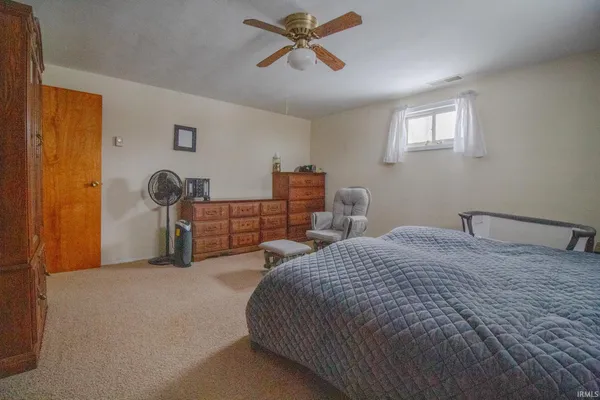 $155,000 | 225 Angling Road, Farmland, IN 47340