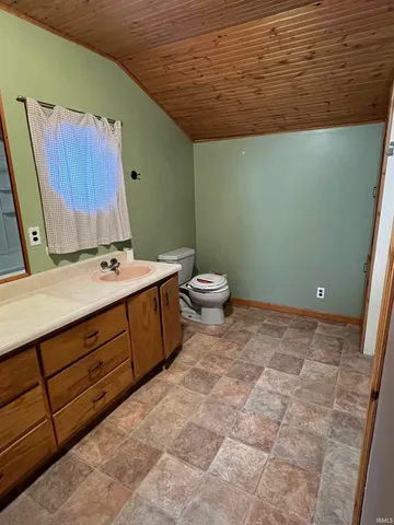 $110,000 | 810 East Main Street, Jasonville, IN 47438