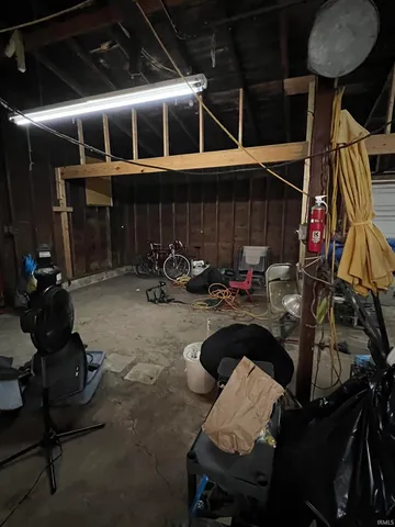 $110,000 | 810 East Main Street, Jasonville, IN 47438