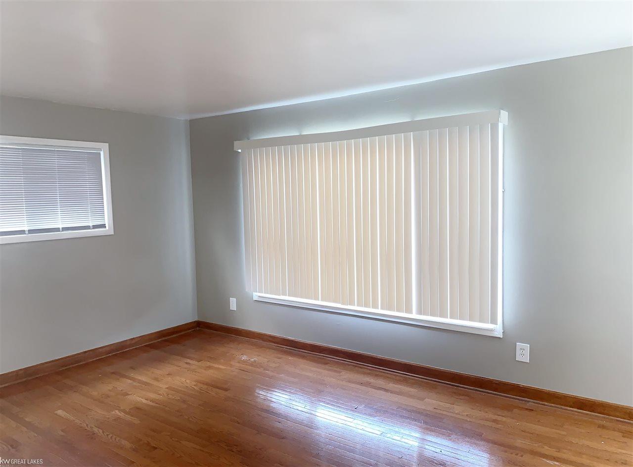 18970 Frazho Road Roseville, MI 48066 - Photo 5 of 53