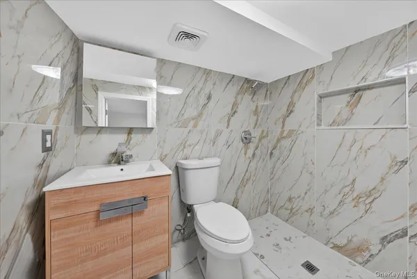 $660,000 | 111-57 166th Street | Jamaica