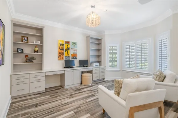 $1,995,000 | 681 North Tomahawk Trail, Vero Beach, FL 32963