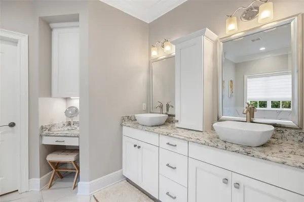 $1,995,000 | 681 North Tomahawk Trail, Vero Beach, FL 32963