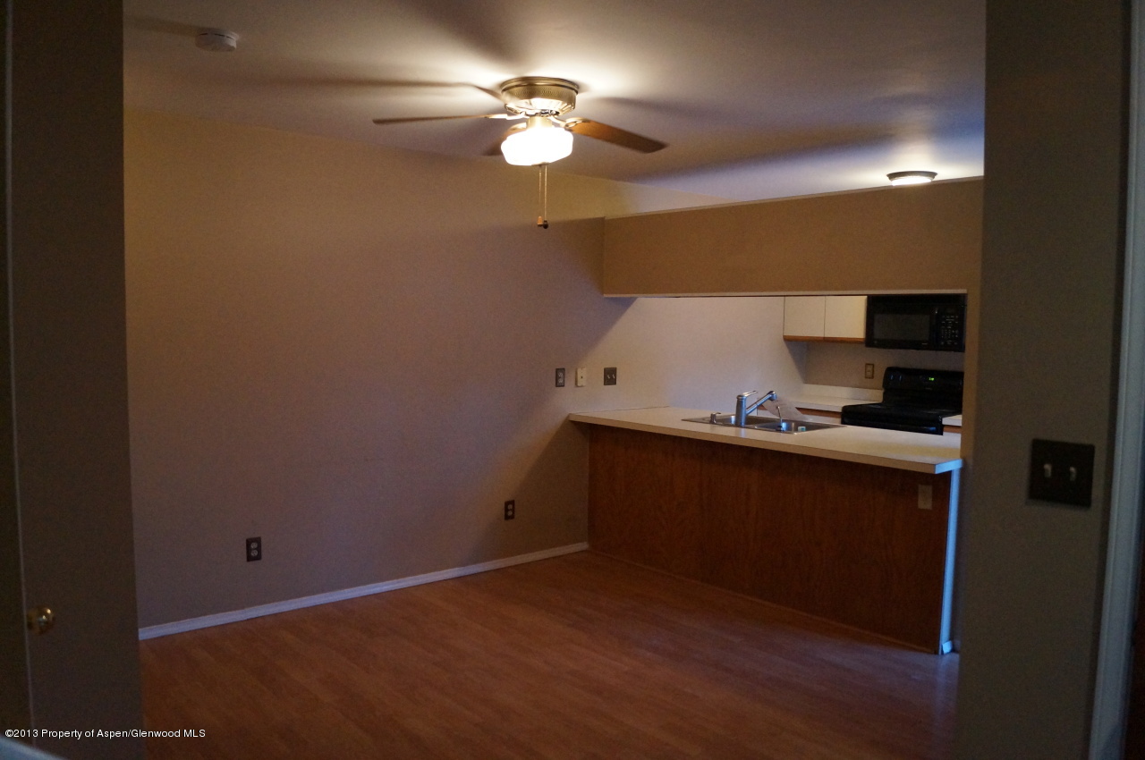 1202 Devon Court, Unit 202 Basalt, CO 81621 - Photo 6 of 15 DSC01159