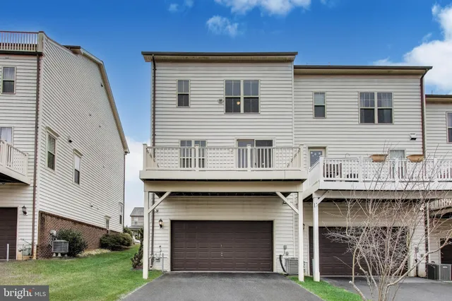 $3,500 | 13220 Tivoli Lake Boulevard, Silver Spring, MD 20906