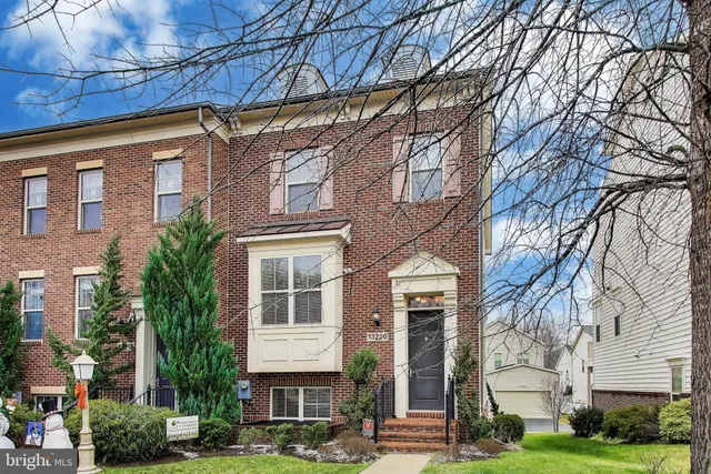 $3,500 | 13220 Tivoli Lake Boulevard, Silver Spring, MD 20906