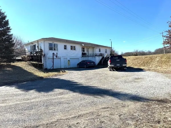 $294,000 | 17629 Key Avenue, Pattonsburg, MO 64670