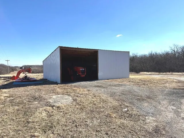 $294,000 | 17629 Key Avenue, Pattonsburg, MO 64670