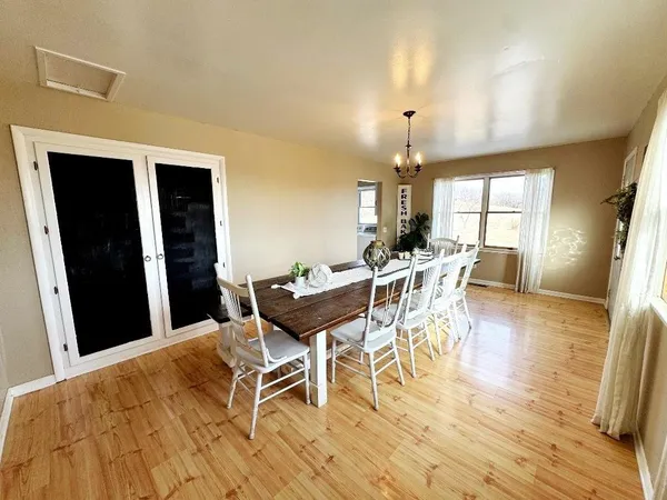 $294,000 | 17629 Key Avenue, Pattonsburg, MO 64670