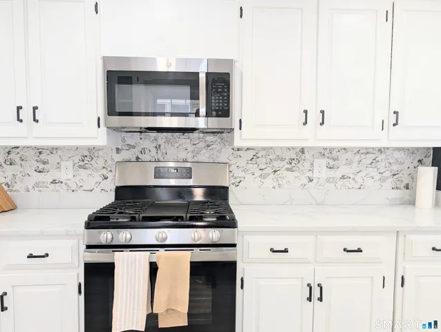 $499,000 | 170 Edgewood Street, Stratford, CT 06615