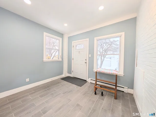 $499,000 | 170 Edgewood Street, Stratford, CT 06615