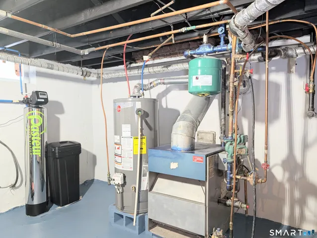 $499,000 | 170 Edgewood Street, Stratford, CT 06615