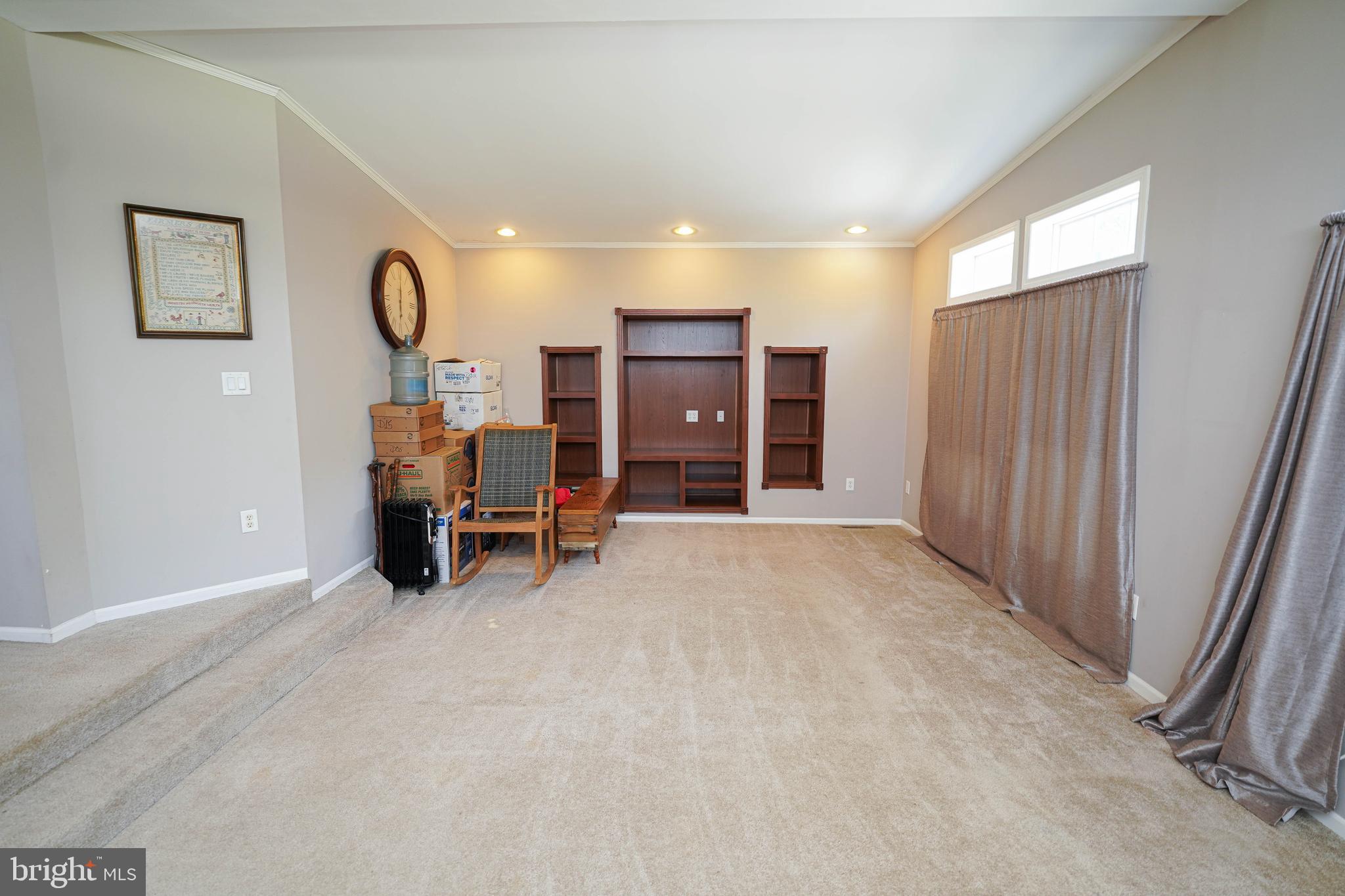 5846 Puckum Road Rhodesdale, MD 21659 - Photo 27 of 32 a view of a livingroom with furniture and window