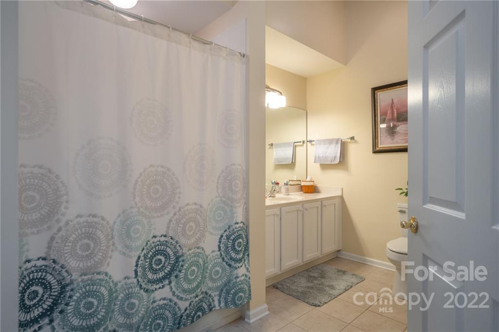 850 Ledgestone Court Tega Cay, SC 29708 - Photo 22 of 33 Gallery Image 22
