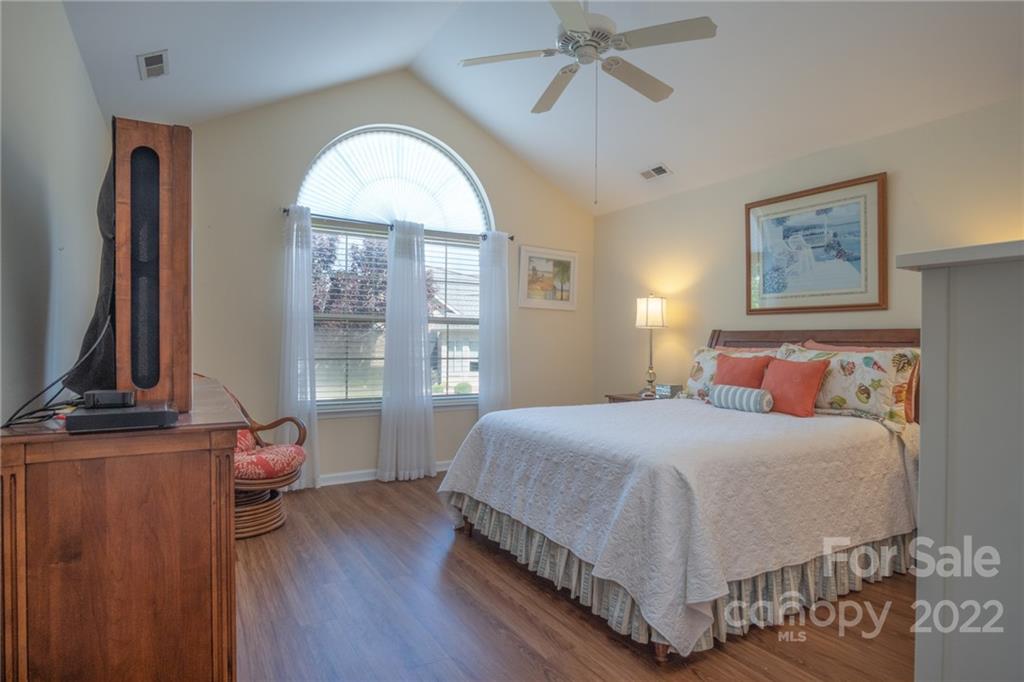 850 Ledgestone Court Tega Cay, SC 29708 - Photo 24 of 33 Gallery Image 24