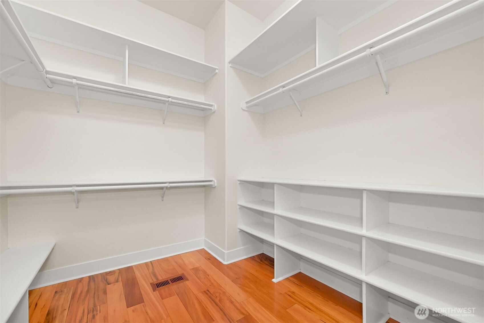 14 Gooseberry Circle Bellingham, WA 98229 - Photo 18 of 40 a view of walk in closet with empty racks